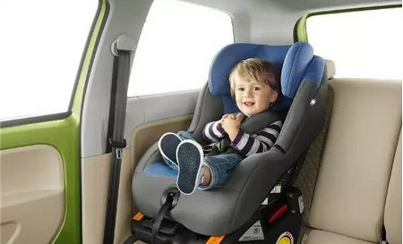 为什么儿童乘车必须要使用儿童安全座椅呢？