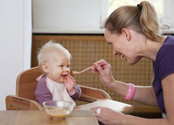 宝宝什么时候开荤最好 给宝宝吃肉吃什么怎么吃最好