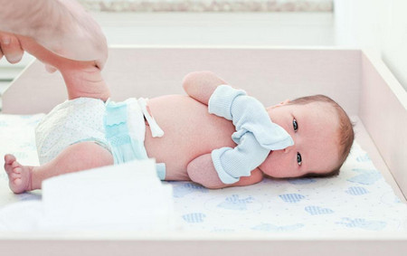 布尿布pk纸尿裤，到底哪一种比较适合宝宝？
