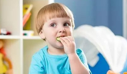 宝宝缺少维生素会有哪些症状？如何从食物中获取维生素？