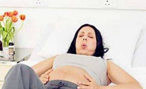 怀孕8个月孕妇呼吸困难怎么办？会影响到胎宝宝吗？
