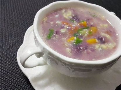 杂蔬鸡蛋紫薯疙瘩汤，让宝宝胃口大开！