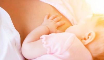 宝妈如何摆脱哺乳不适？ 这4种哺乳姿势你是哪一种？