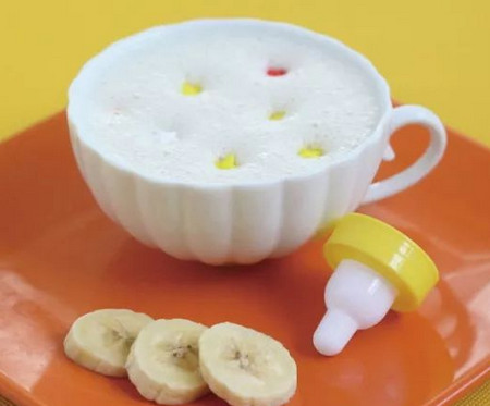 香蕉奶昔怎么做？香蕉奶昔的做法