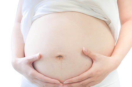 宝宝出生时体重多少正常 五斤少吗