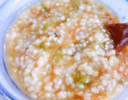 小米疙瘩汤的做法，这样的冬季养胃辅食要多吃