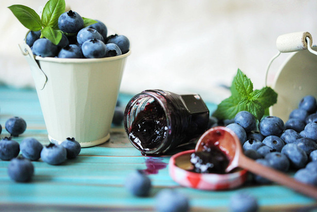 自制蓝莓果酱的做法 丰富口感堪称好感收割机