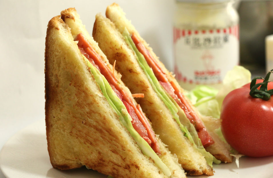 火腿三明治的做法大全 方便好吃又高能量的上班族早餐