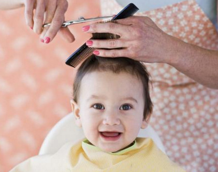 为什么宝宝会抗拒理发？这些原因很多爸妈都忽略了