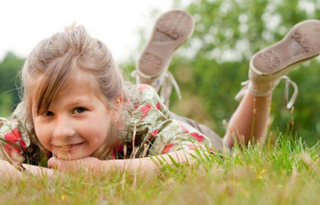 辨识0-6岁宝宝：感官技能、运动、社交技能
