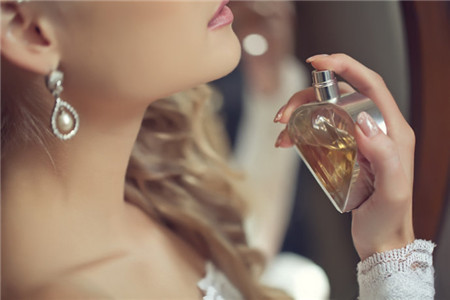 备孕期间可以用香水吗 香水真的对人体有害吗？