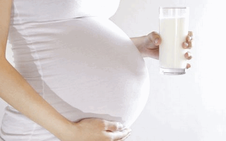 牛奶or酸奶？孕妇孕期喝奶有讲究！