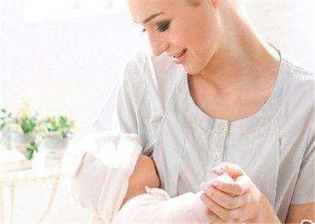 为什么母乳里会有血丝 这些因素要注意