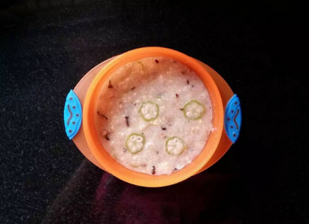 香菇秋葵滑蛋粥的做法，细腻柔滑的宝宝粥