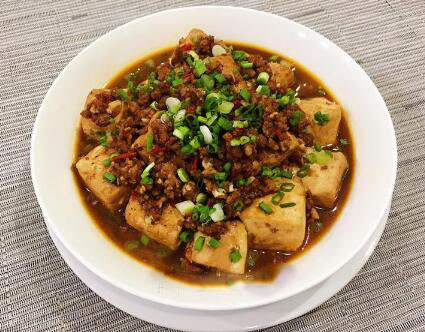 剁椒肉末烧豆腐 软嫩入味的下饭菜