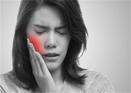 哺乳期牙疼是怎么回事 对症处理最重要