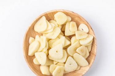 吃什么可以淡化色斑?食疗教你怎样淡化鼻子上的黄褐斑 吃什么可以淡化色斑?食疗教你怎样淡化鼻子上的黄褐斑