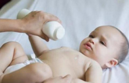 如何预防宝宝痱子，宝宝痱子粉能用吗