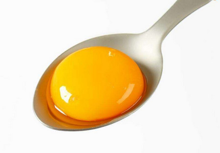 宝宝几个月能吃蛋黄