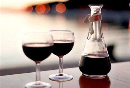 前列腺炎可以喝红酒吗 红酒有刺激性吗？