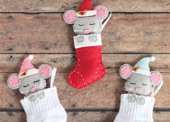 圣诞节袜子老鼠玩偶挂饰制作方法