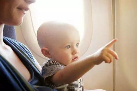 婴儿可以坐飞机吗 婴儿坐飞机应注意什么