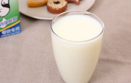 不能空腹吃的食物有哪些？