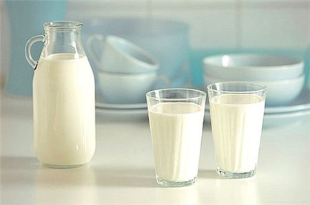 胆结石可以喝牛奶吗 牛奶会形成胆结石吗？