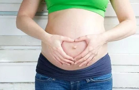 怀孕早期见红是什么原因