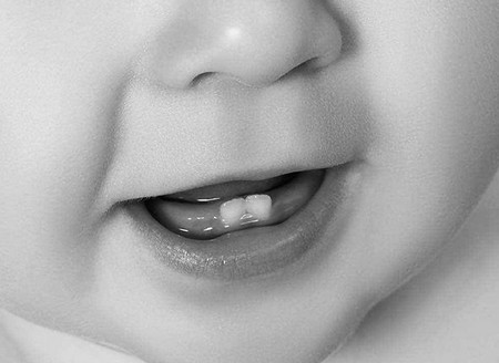 宝宝怎么刷牙才是正确的 预防龋齿简单有效的方法