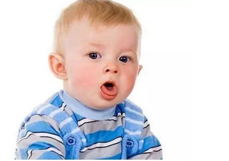 宝宝干咳是怎么回事? 宝宝干咳吃什么好得快?