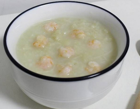 金针菇虾仁疙瘩汤的做法