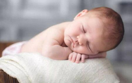 如何让宝宝戒掉夜奶？