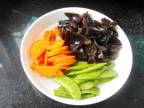 夏季坐月子豆类食谱有哪些 月子餐豆类食谱推荐