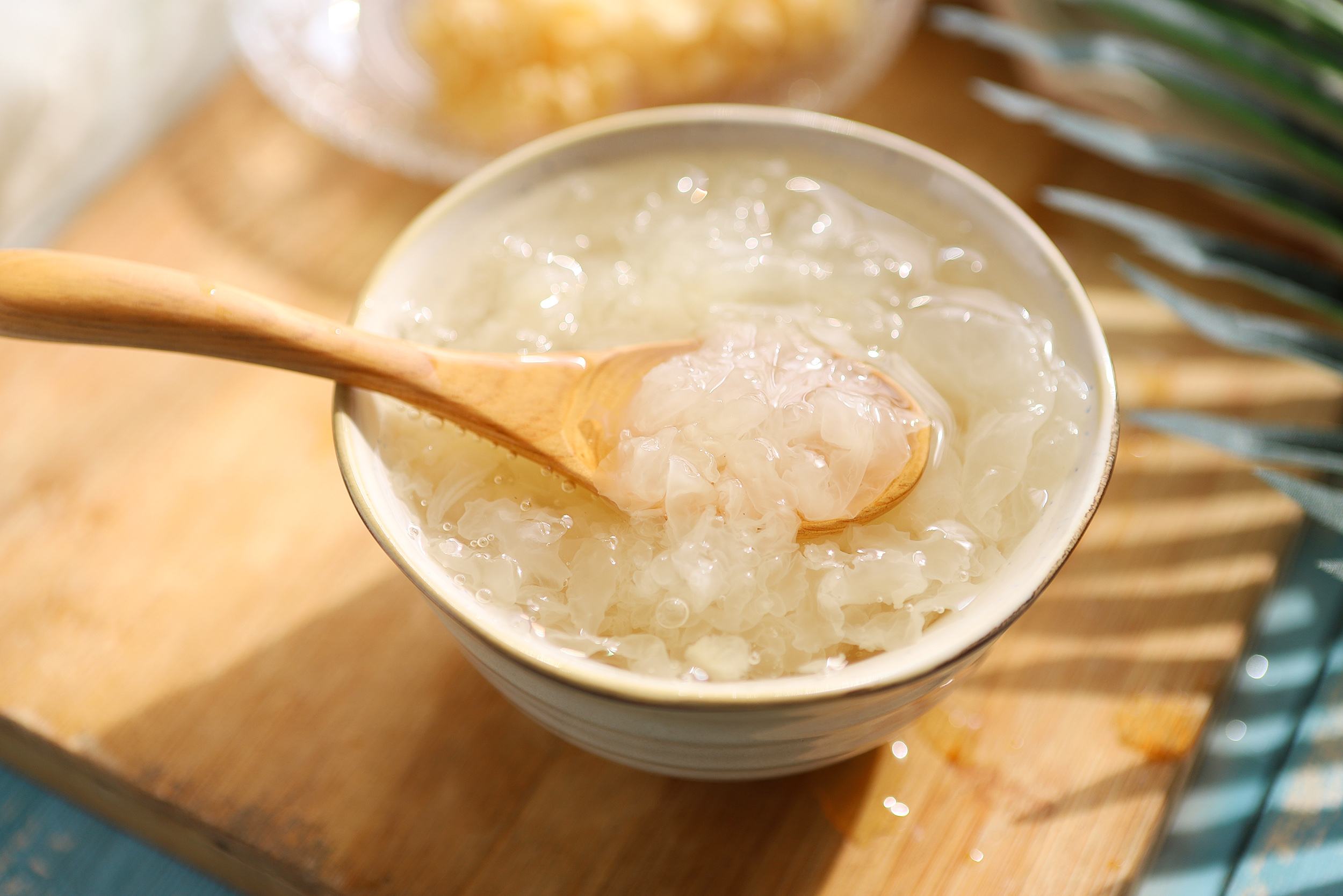 宝宝咳嗽可以吃银耳吗