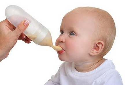 母乳不够宝宝还不用奶瓶怎么办