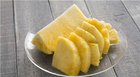胆结石患者可以吃菠萝吗 菠萝会加重结石吗？