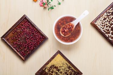霍思燕红豆薏米水做法1