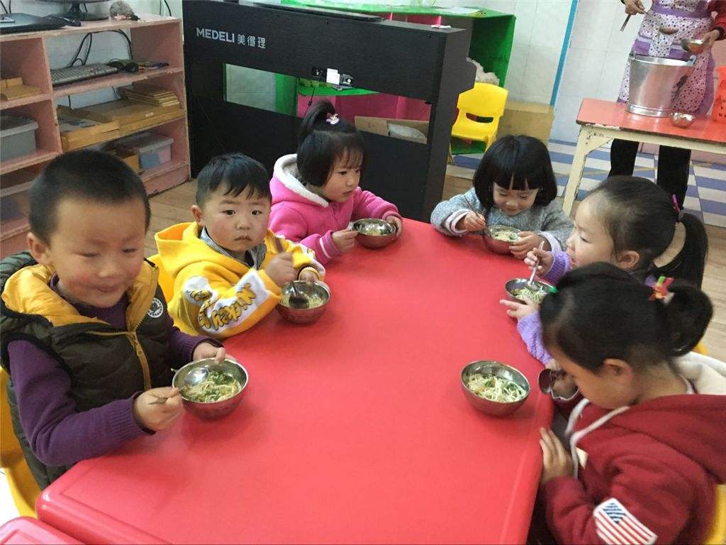 中班小小一粒米教案1