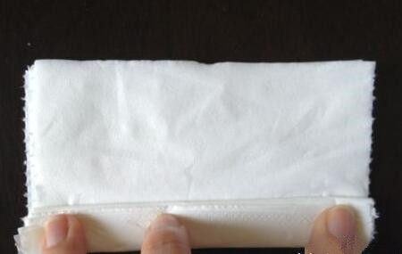 怎么用餐巾纸折小白花