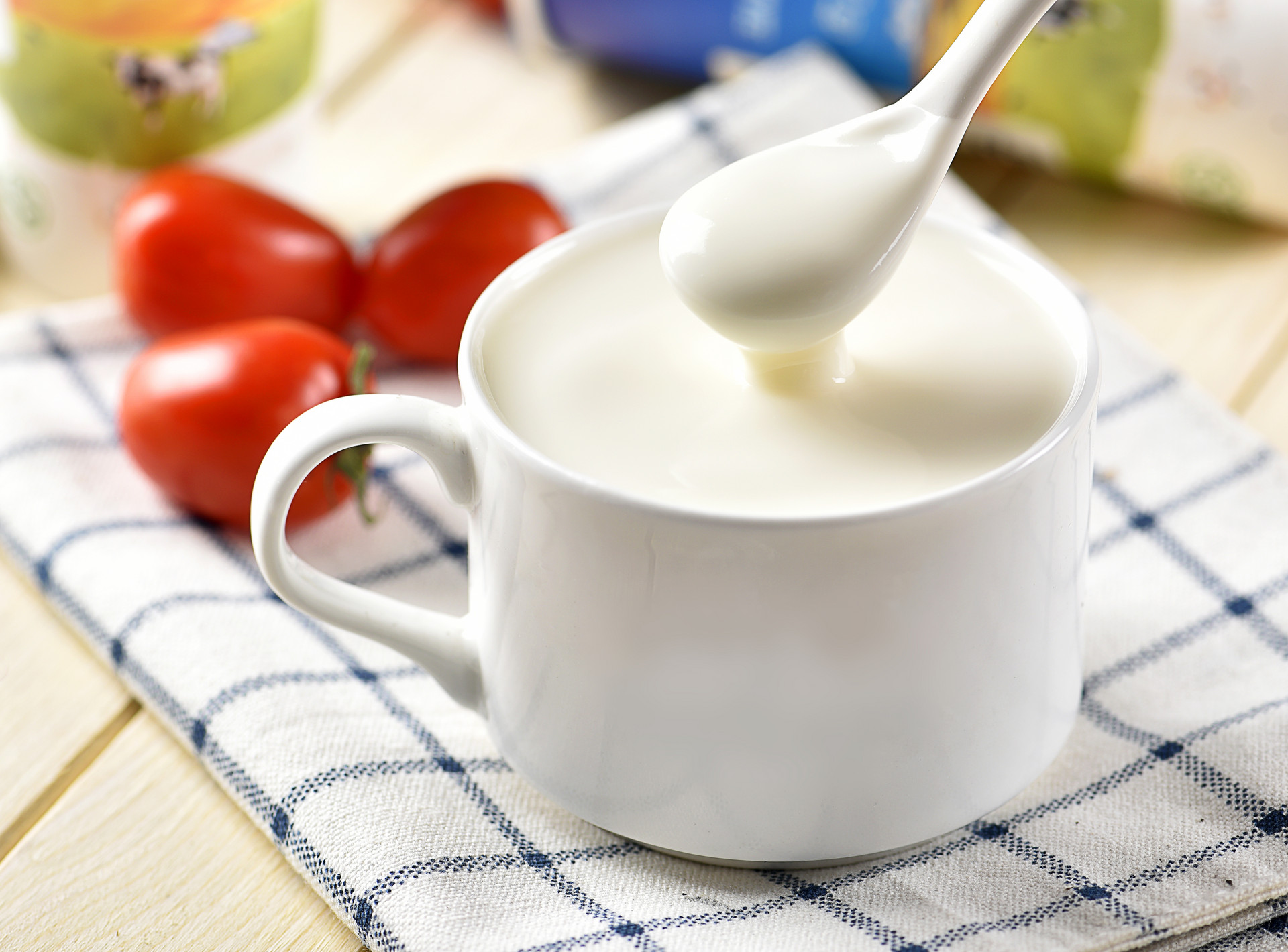 酸奶和什么搭配可以丰胸