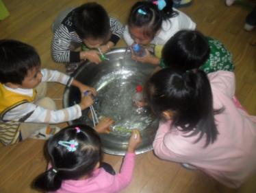 大班科学潜水艇教案3