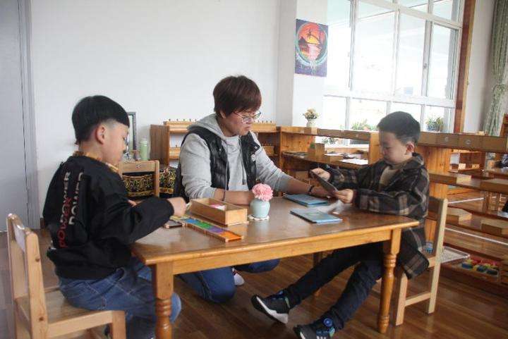 幼儿园中班拧螺丝教案1