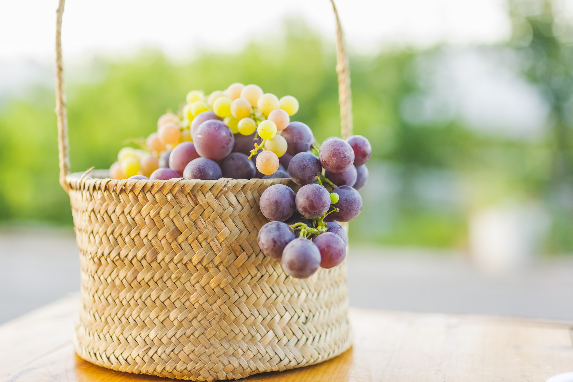 夏天吃葡萄有什么好处 宝宝这样吃最营养5