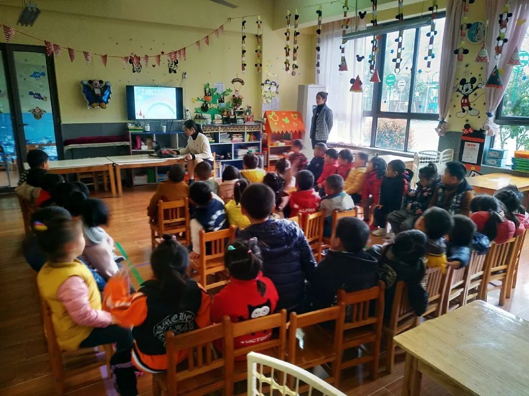 幼儿园音乐小白船教案6