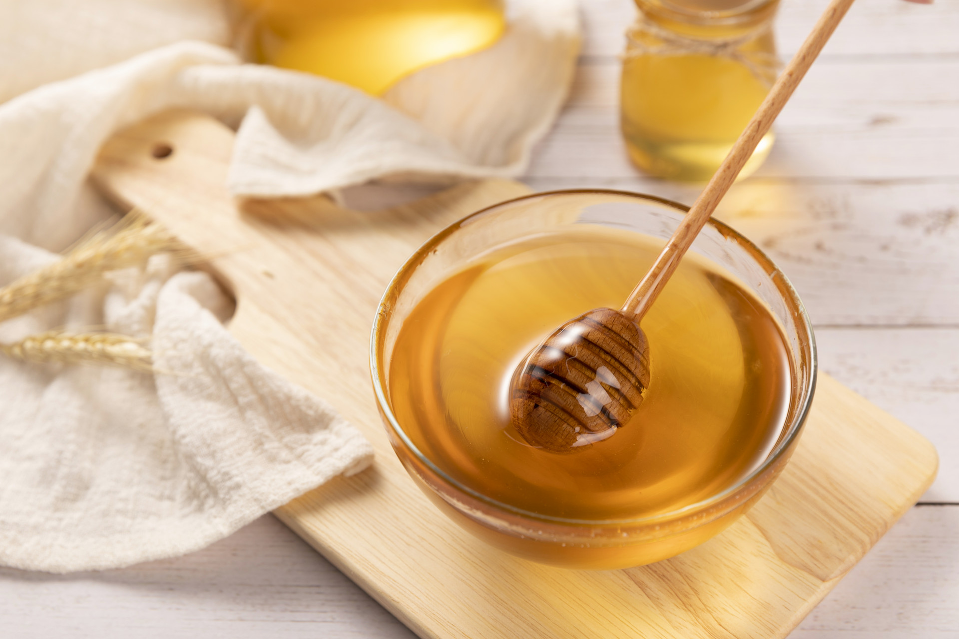 蜂蜜枸杞泡水喝的作用5
