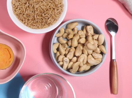 孕妇吃腰果会便秘吗 孕妇吃腰果会便秘吗