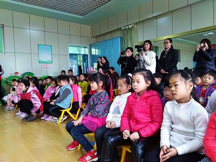 幼儿园小青虫的梦教案4