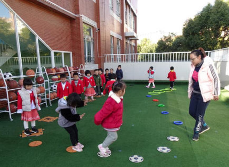 幼儿园小兔跳跳跳教案2