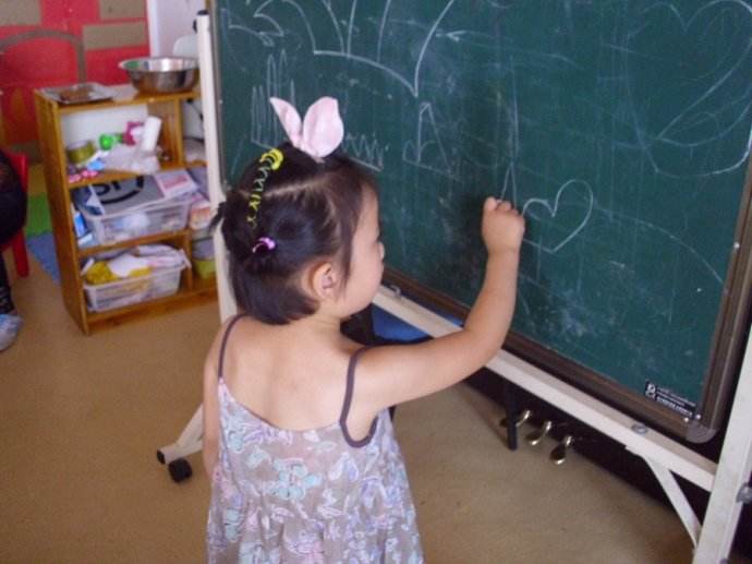 幼儿小班绘画小草教案2
